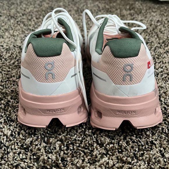 On Cloud Pink & Green Running Sneaker, like new - Picture 4 of 6